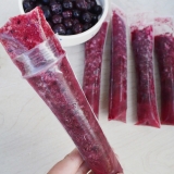 HEALTHY 3 Ingredient Popsicle - Pineapple Blueberry