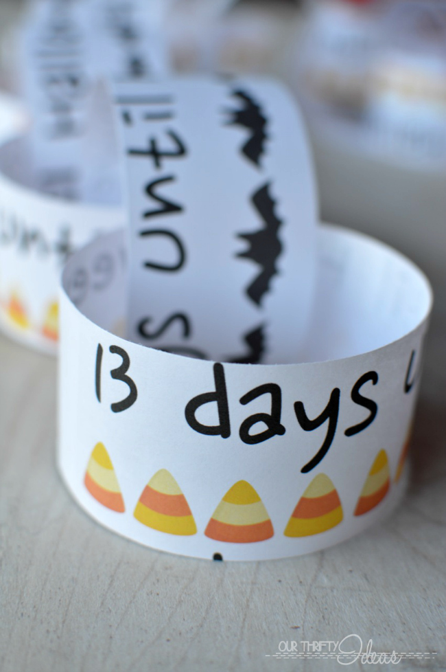 Halloween Countdown Chain Our Thrifty Ideas