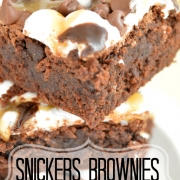 {halloween recipes} Snickers Brownies & Zombie Punch