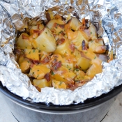 Cheesy Bacon & Ranch Potatoes In The Crock Pot