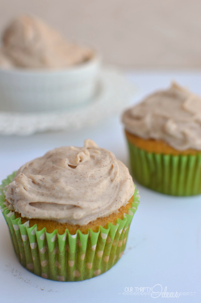 The BEST pumpkin cupcakes topped with cinnamon cream cheese frosting