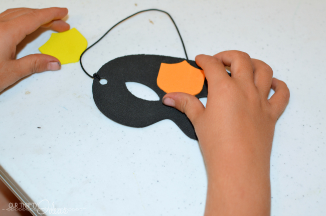 DIY superhero mask from craft foam. Let the kids use their imagination and create new superheros every day.